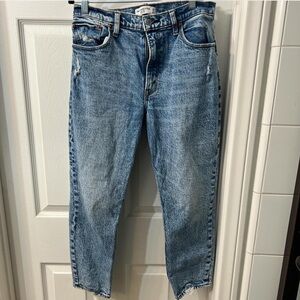 Abercrombie & Fitch The Mom High Rise Jean